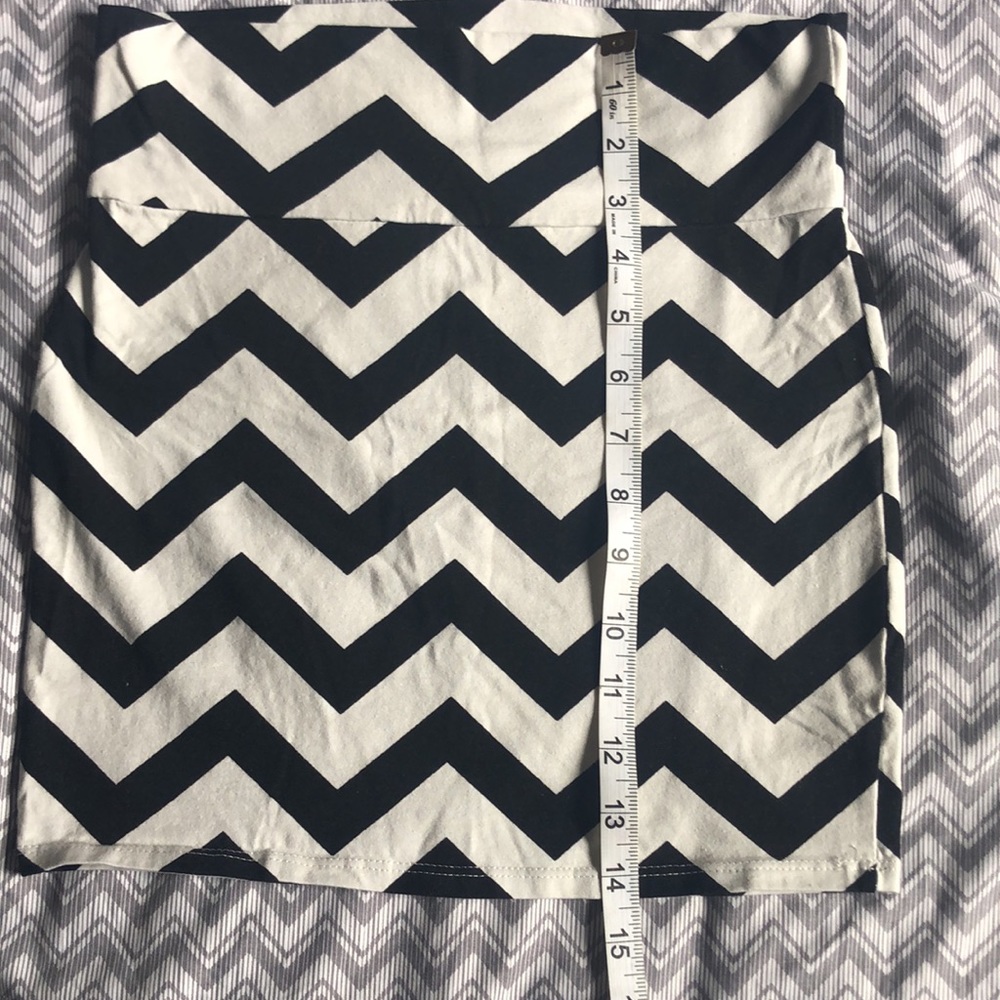 Charlotte Russe - Chevron Mini - Picture 5 of 5